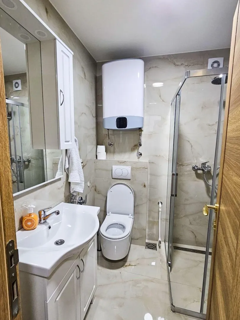 Izdavanje, jednosoban stan, 40m², Preko Morače, Podgorica