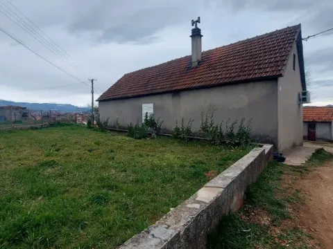 Prodaja, kuća, 67m², Centar, Nikšić - image 4