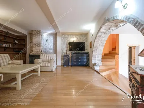 Sale, house, 500m², Orahovac, Kotor - image 4