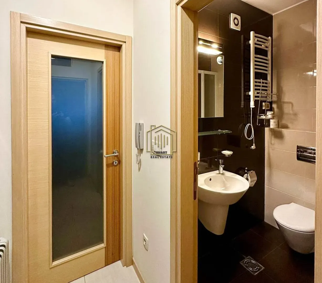Izdavanje, stan, 29m², Blok 6, Podgorica