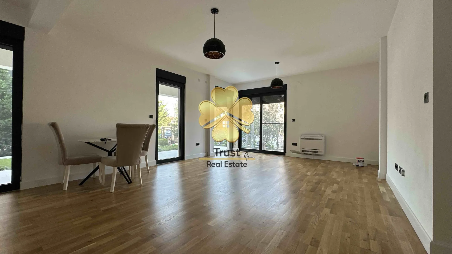 Rent, two bedroom apartment, 100m², Blok 9, Podgorica