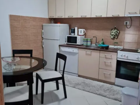 Izdavanje, jednosoban stan, 43m², City Kvart, Podgorica - image 3