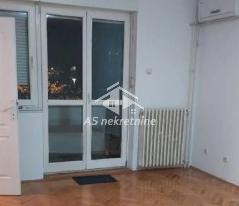 Izdavanje, stan, 48m², Crveni Krst, Beograd