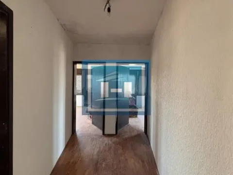 Prodaja, kuća, 360m², Šantarovac, Jagodina - image 39