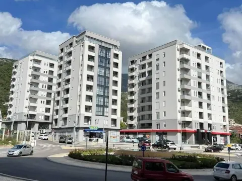 Sale, two bedroom apartment, 51m², Centar, Budva - image 8