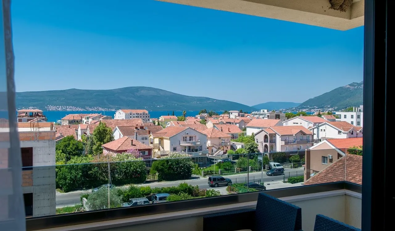Prodaja, dvosoban stan, 87m², Mažina, Tivat