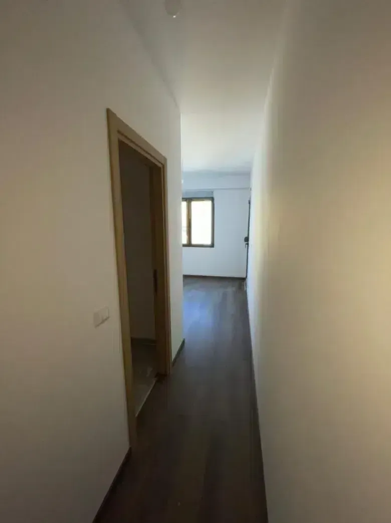 Prodaja, dvosoban stan, 80m², Pobrežje, Podgorica