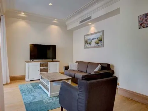 Sale, one bedroom apartment, 74m², Tivat, Crna Gora - image 7