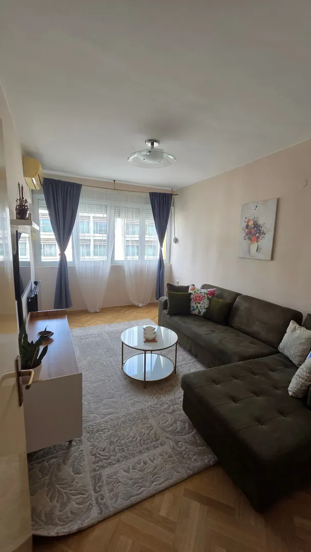 Prodaja, dvosoban stan, 59m², Gintaš, Podgorica