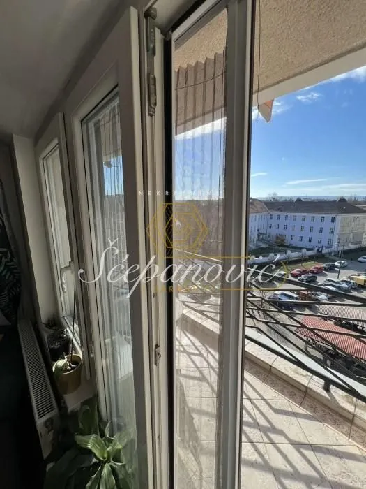 Prodaja, stan, 46m², Centar, Novi Sad