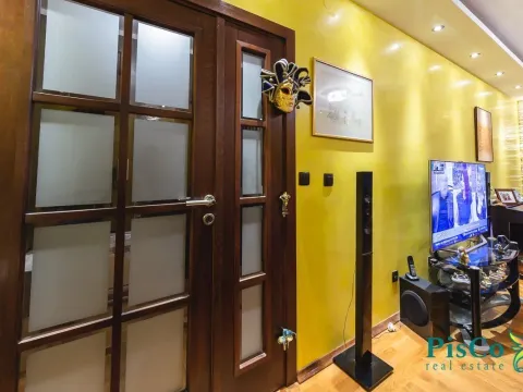 Prodaja, četvorosoban stan, 130m², Preko Morače, Podgorica - image 2