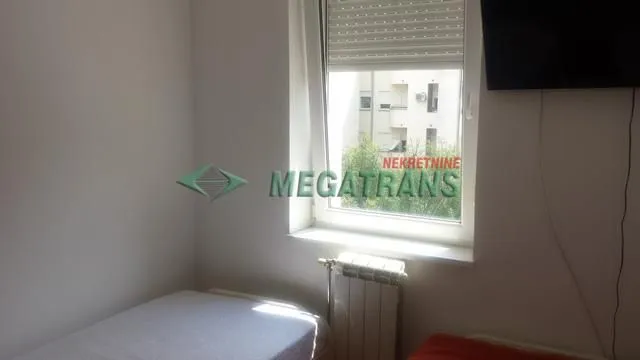 Izdavanje, dvosoban stan, 50m², Bulevar Oslobodjenja, Novi Sad Sve Podlokacije