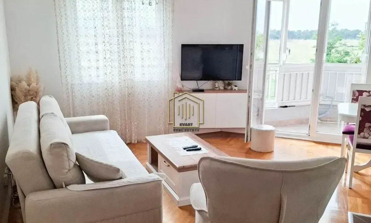 Izdavanje, jednosoban stan, 50m², Stari Aerodrom, Podgorica