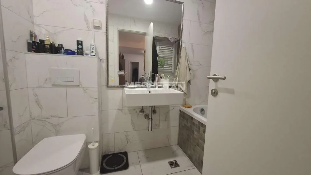 Sale, three bedroom apartment, 97m², Tošin bunar, Novi Beograd Sve Podlokacije
