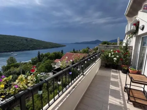 Sale, two bedroom apartment, 75m², Bigova, Kotor