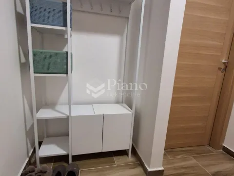 Izdavanje, jednosoban stan, 42m², Stari Aerodrom, Podgorica - image 4