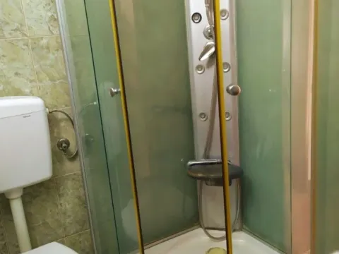 Izdavanje, dvosoban stan, 70m², Gornja Gorica, Podgorica - image 7