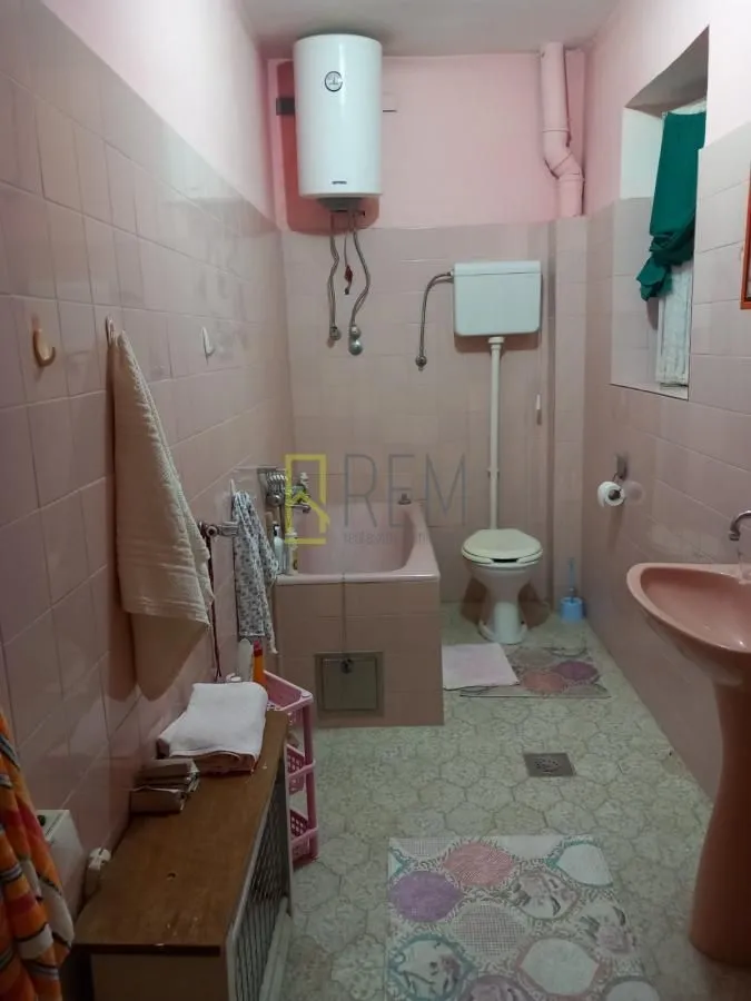 Sale, house, 250m², Ulcinj, Crna Gora