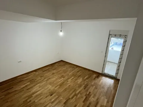 Sale, two bedroom apartment, 63m², Zagorič, Podgorica - image 10