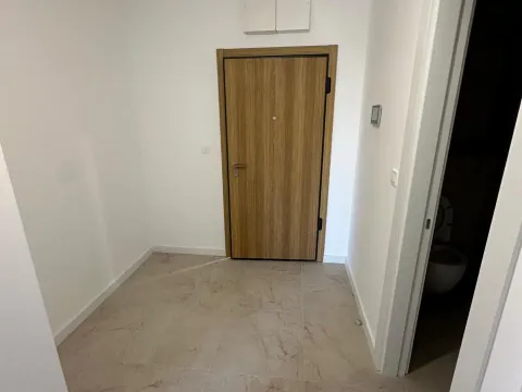 Sale, three bedroom apartment, 111m², Tološka šuma, Podgorica - image 14