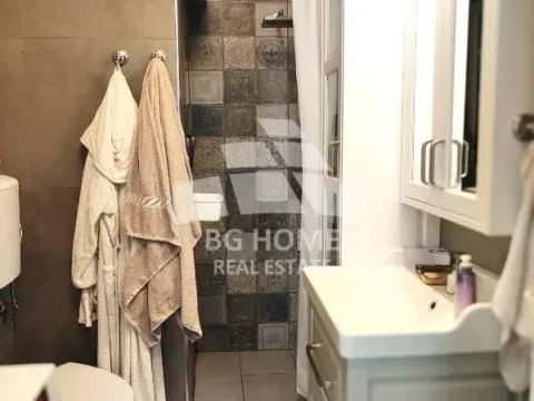 Prodaja, četvorosoban stan, 110m², Savski Venac, Beograd - image 12