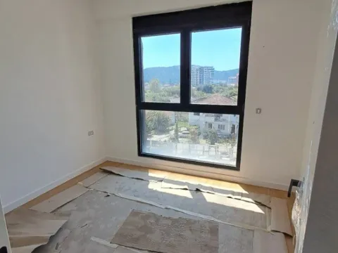 Sale, two bedroom apartment, 82m², Bjeliši, Bar - image 4