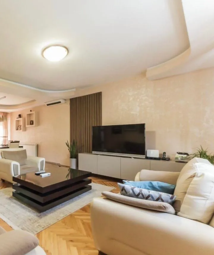 Prodaja, kuća, 340m², Gorica C, Podgorica