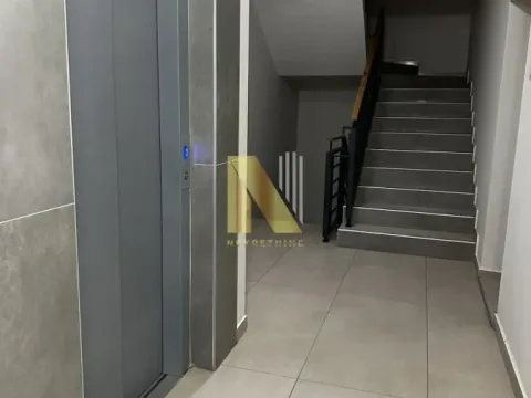 Prodaja, dvosoban stan, 55m², Petrovaradin, Novi Sad - image 19