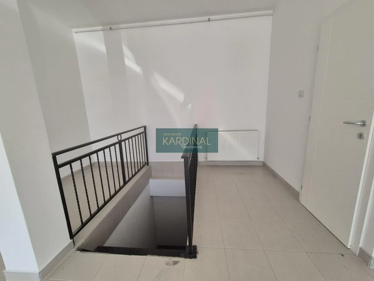 Sale, office space, 75m², Pivara, Jagodina
