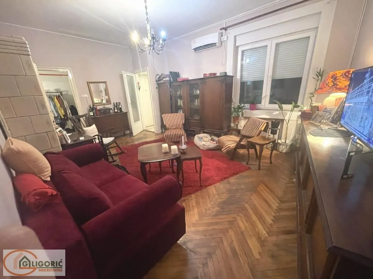 Sale, three bedroom apartment, 102m², Stari Grad, Beograd