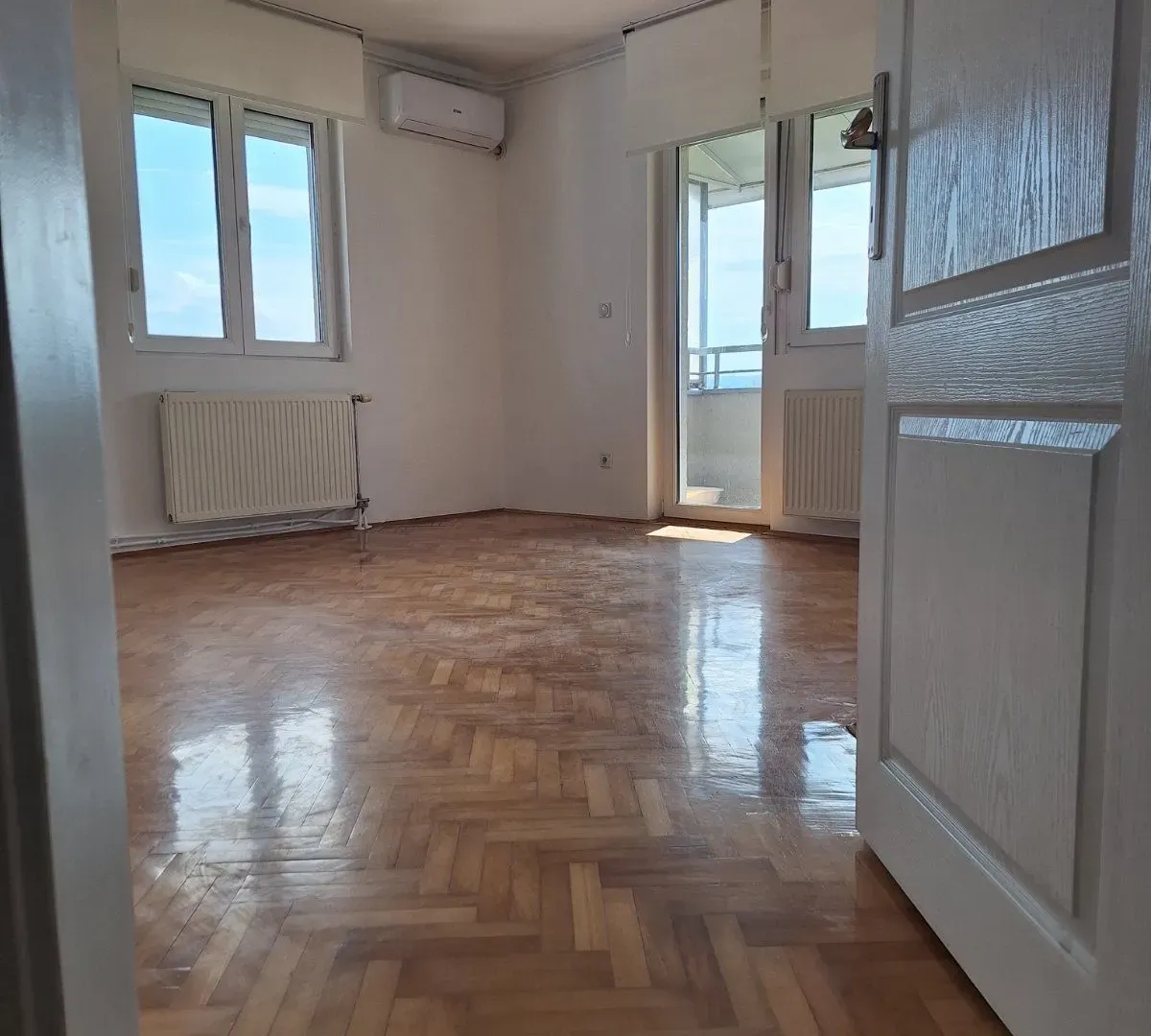 Izdavanje, dvosoban stan, 61m², Aqua park, Jagodina