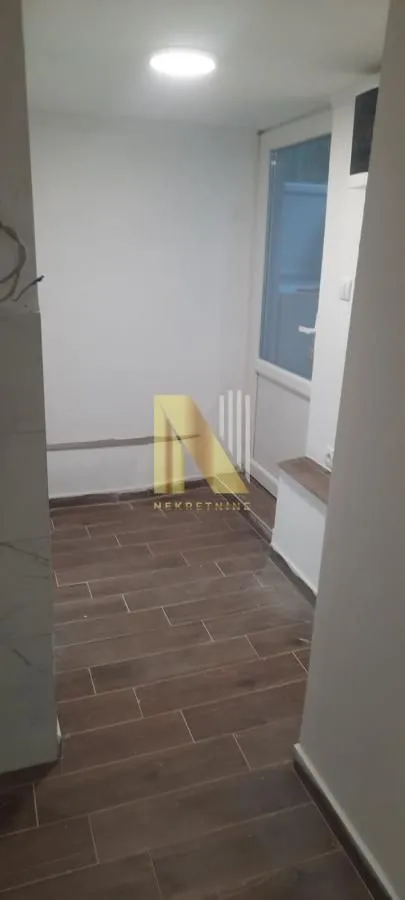 Prodaja, garsonjera, 28m², Adice, Novi Sad Sve Podlokacije