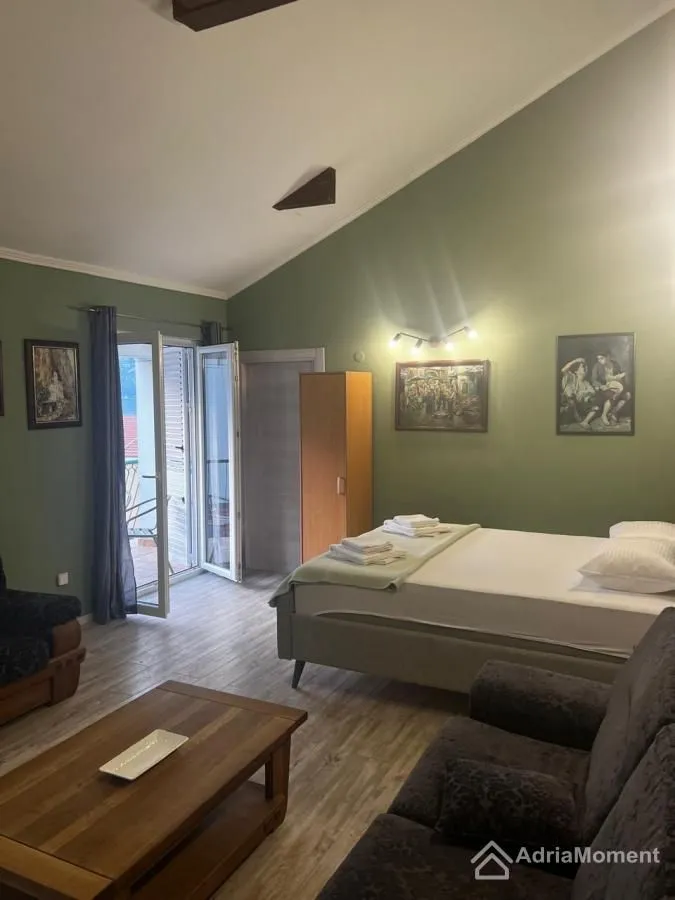 Sale, two bedroom apartment, 115m², Prčanj, Kotor