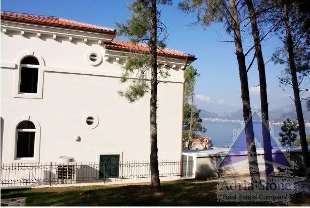 Sale, house, 805m², Sveti Stefan, Budva