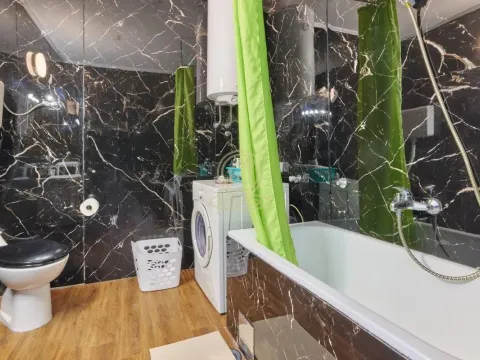 Rent, two bedroom apartment, 55m², Savski Venac, Beograd - image 19
