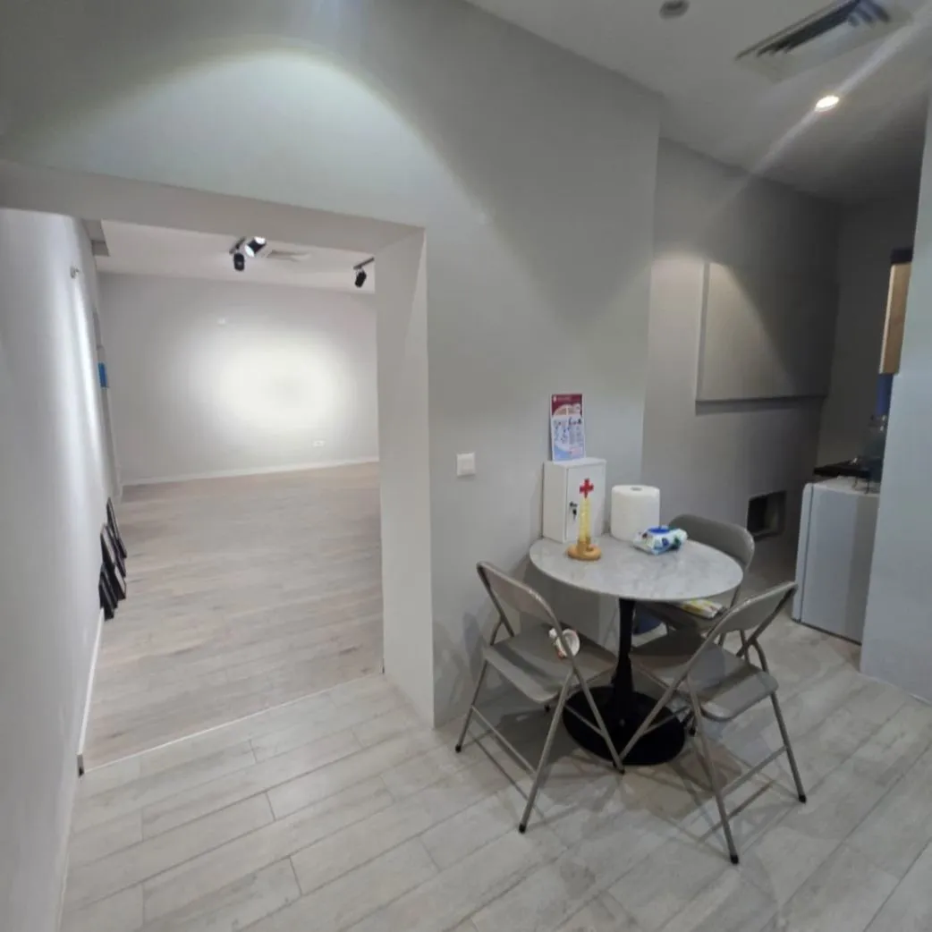 Izdavanje, poslovni prostor, 55m², Centar, Podgorica