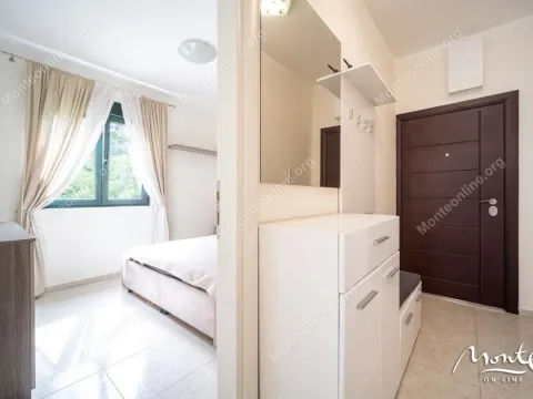 Sale, two bedroom apartment, 75m², Dobrota, Kotor - image 24