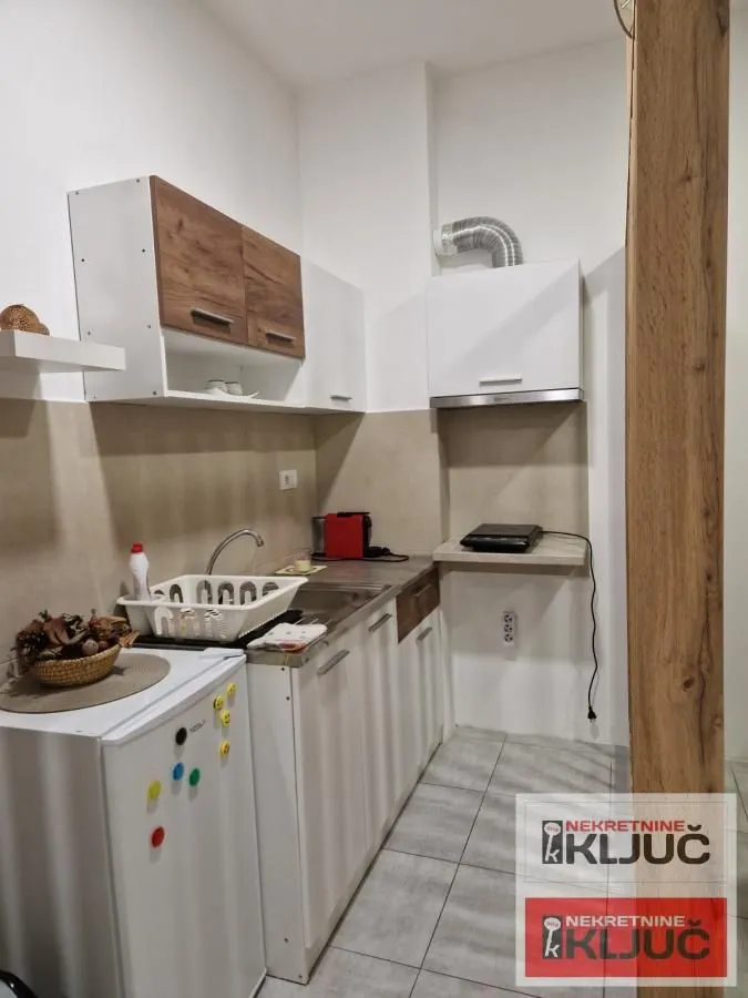 Prodaja, dvosoban stan, 41m², Salajka, Novi Sad Sve Podlokacije