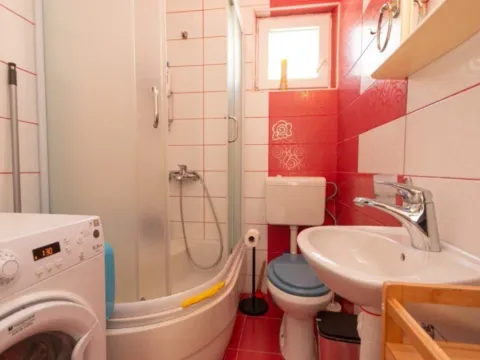 Rent, two bedroom apartment, 63m², Baošići, Herceg Novi - image 7