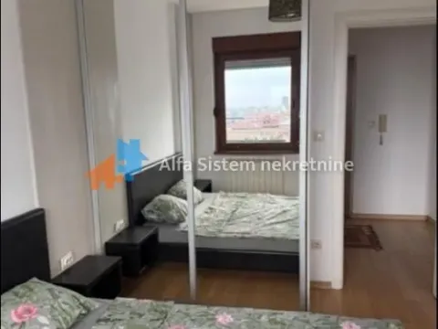 Izdavanje, trosoban stan, 73m², Vračar Sve Podlokacije, Beograd - image 12