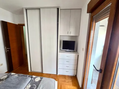 Rent, two bedroom apartment, 70m², Stari Aerodrom, Podgorica - image 7