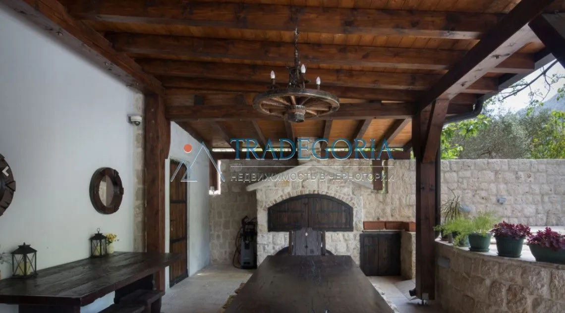 Prodaja, kuća, 497m², Prčanj, Kotor