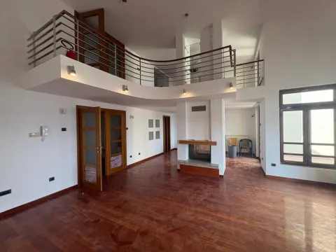 Izdavanje, kuća, 270m², Gorica C, Podgorica - image 12