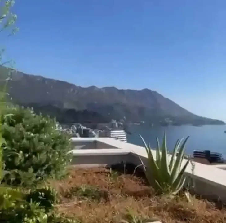 Sale, two bedroom apartment, 109m², Bečići, Budva