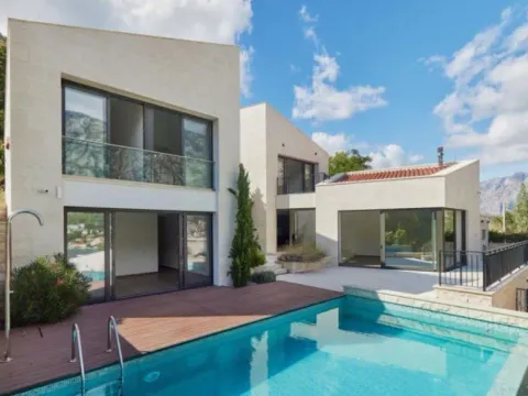 Sale, house, 456m², Prčanj, Kotor - image 2