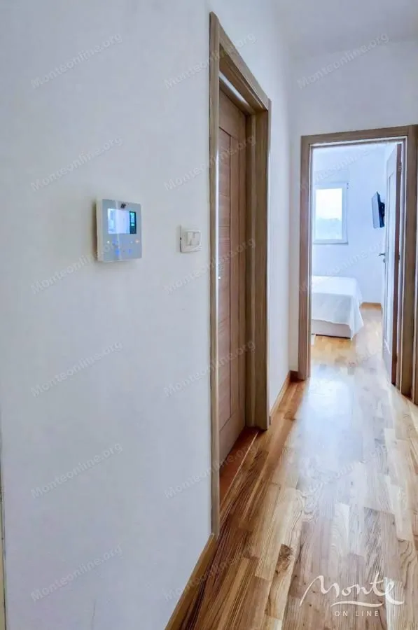 Prodaja, dvosoban stan, 48m², Bečići, Budva