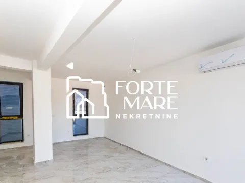 Prodaja, jednosoban stan, 43m², Bijela, Herceg Novi - image 3