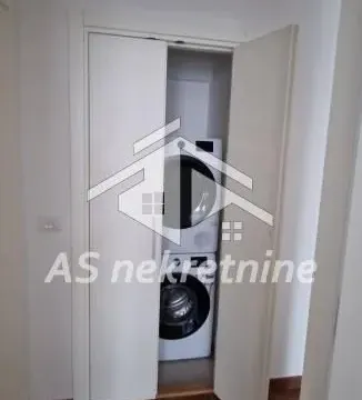 Rent, two bedroom apartment, 57m², Savski Venac, Beograd - image 12