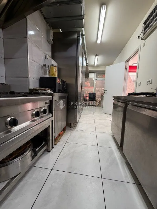 Sale, office space, 43m², City Kvart, Podgorica