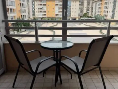 Izdavanje, jednosoban stan, 50m², City Kvart, Podgorica - image 2